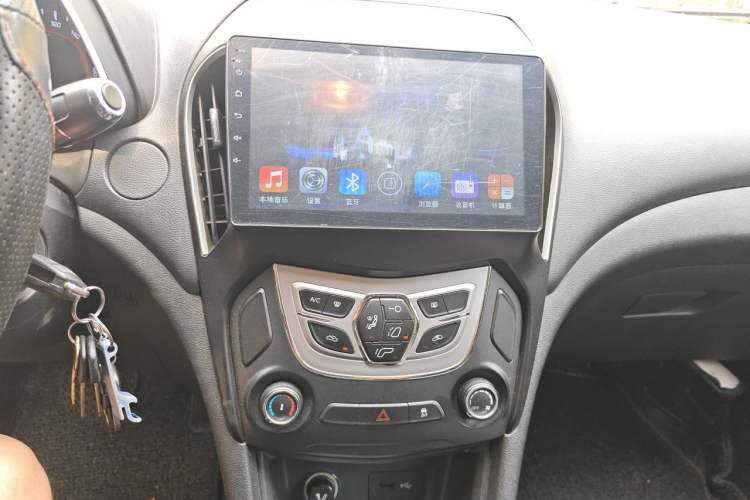 Used Chery Arrizo 5 2017 1.5L CVT Trendsetting Edition Audio And AC Panel