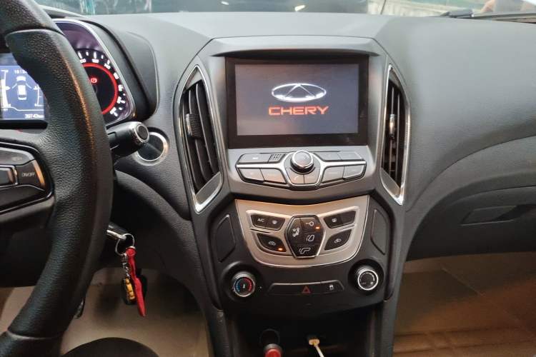 Used Chery Arrizo 5 2017 1.5L Manual Elite Edition Audio And AC Panel