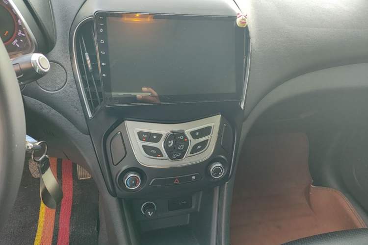 Used Chery Arrizo 5 2017 1.5L Manual Lingchao Edition Audio And AC Panel