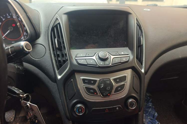 Used Chery Arrizo 5 2017 1.5L Manual Luxury Edition Audio And AC Panel