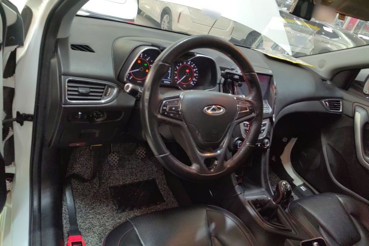 Used Chery Arrizo 5 2017 1.5L Manual Lingchao Edition Center Console