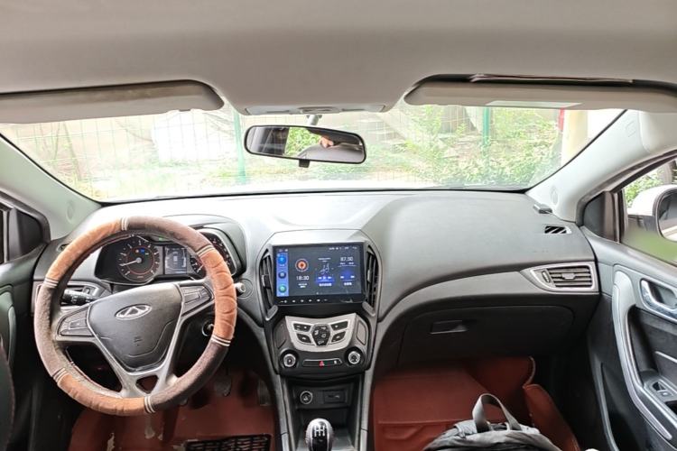 Used Chery Arrizo 5 2017 1.5L Manual Lingchao Edition Center Console