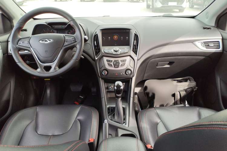 Used Chery Arrizo 5 2017 1.5L CVT Luxury Edition Center Console