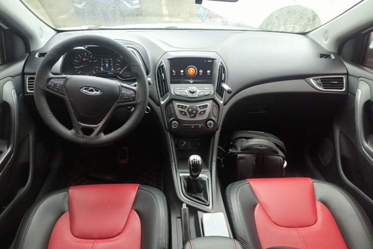 Used Chery Arrizo 5 2017 SPORT 1.5T Manual Fashion Edition Center Console