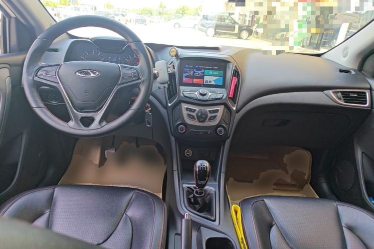 Used Chery Arrizo 5 2017 1.5L Manual Luxury Edition Center Console