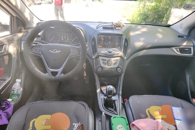 Used Chery Arrizo 5 2017 1.5L Manual Luxury Edition Center Console