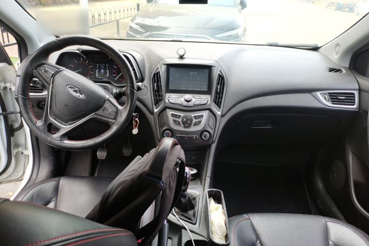 Used Chery Arrizo 5 2017 1.5L Manual Elite Edition Center Console