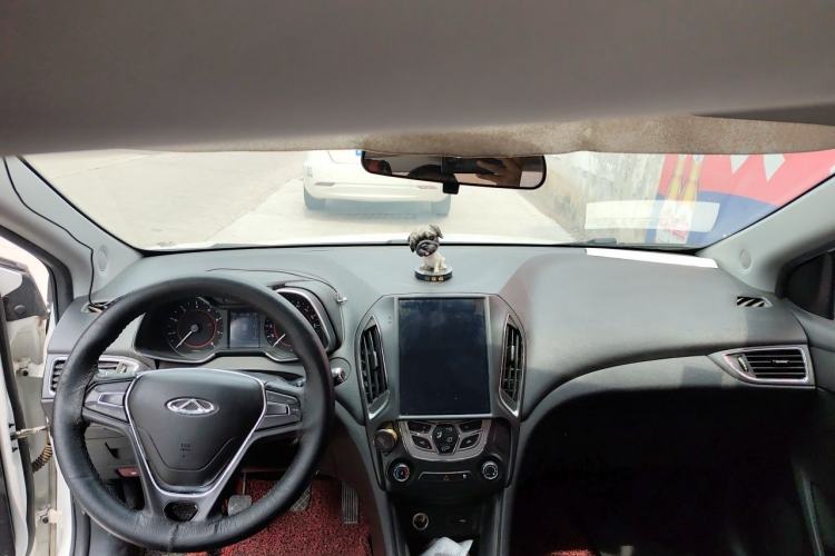 Used Chery Arrizo 5 2017 1.5L Manual Lingchao Edition Center Console