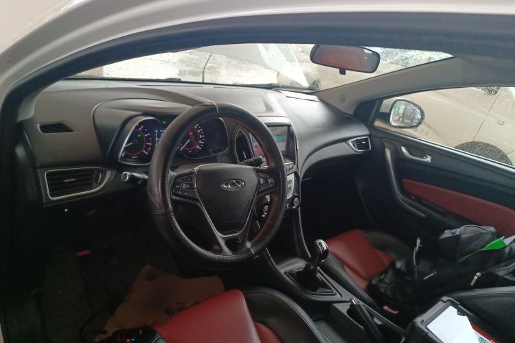 Used Chery Arrizo 5 2017 SPORT 1.5T Manual Luxury Edition Center Console