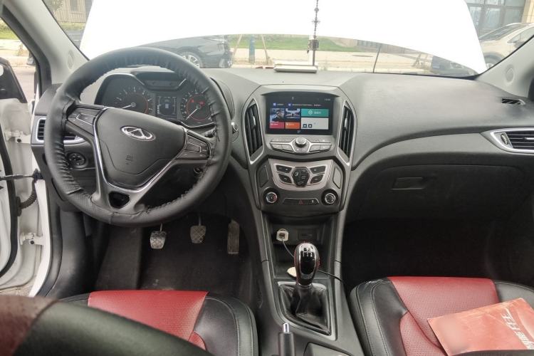 Used Chery Arrizo 5 2017 1.5L Manual Luxury Edition Center Console