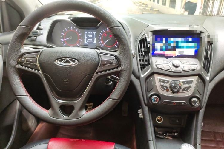 Used Chery Arrizo 5 2017 1.5L Manual Fashion Edition Center Console