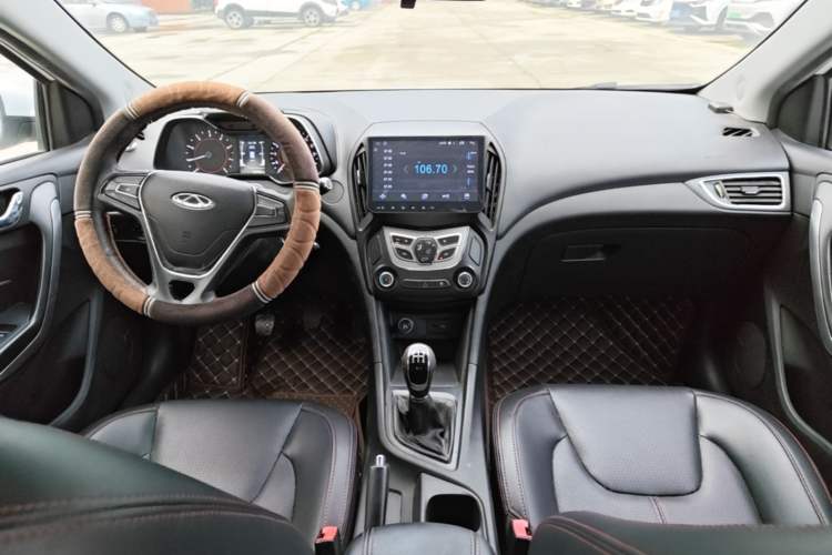 Used Chery Arrizo 5 2017 1.5L Manual Lingchao Edition Center Console