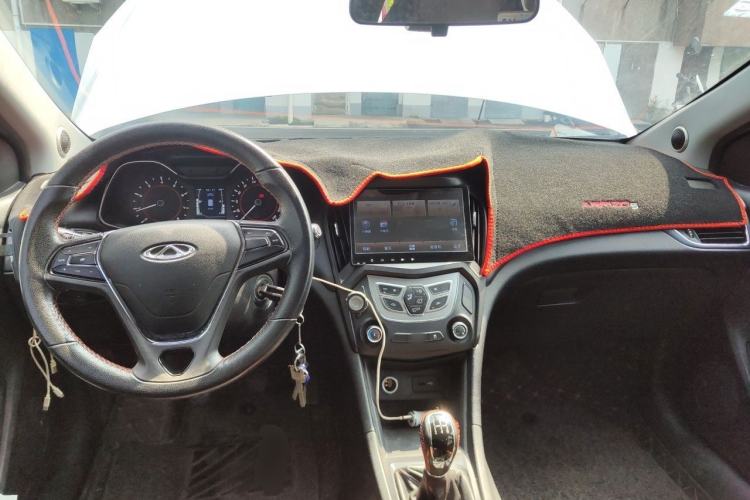 Used Chery Arrizo 5 2017 1.5L Manual Lingchao Edition Center Console