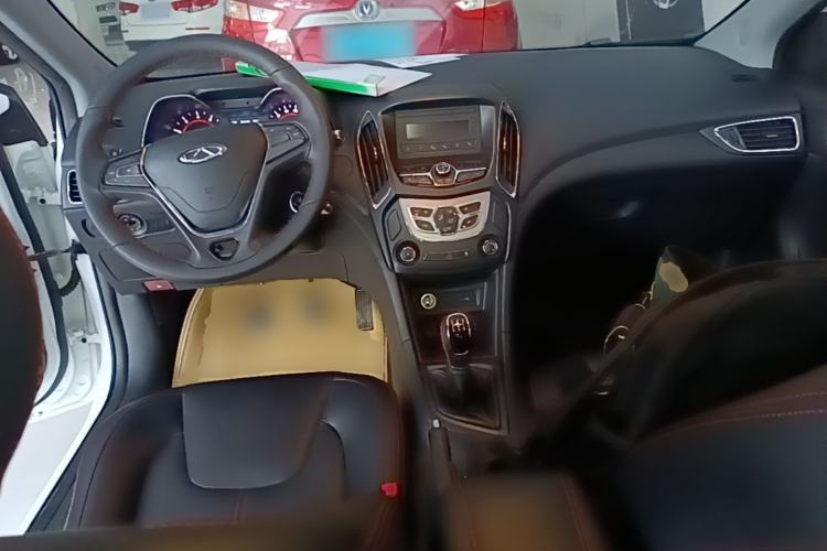 Used Chery Arrizo 5 2017 1.5L Manual Lingchao Edition Center Console