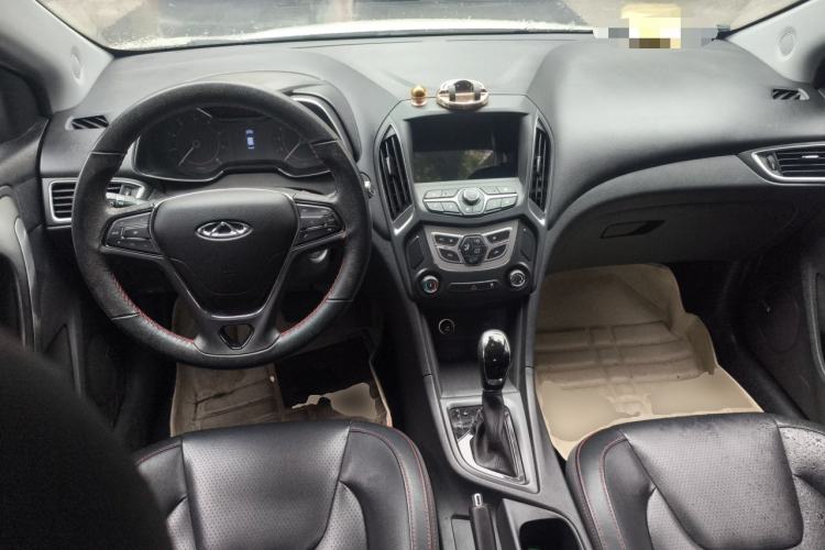 Used Chery Arrizo 5 2017 1.5L CVT Luxury Edition Center Console
