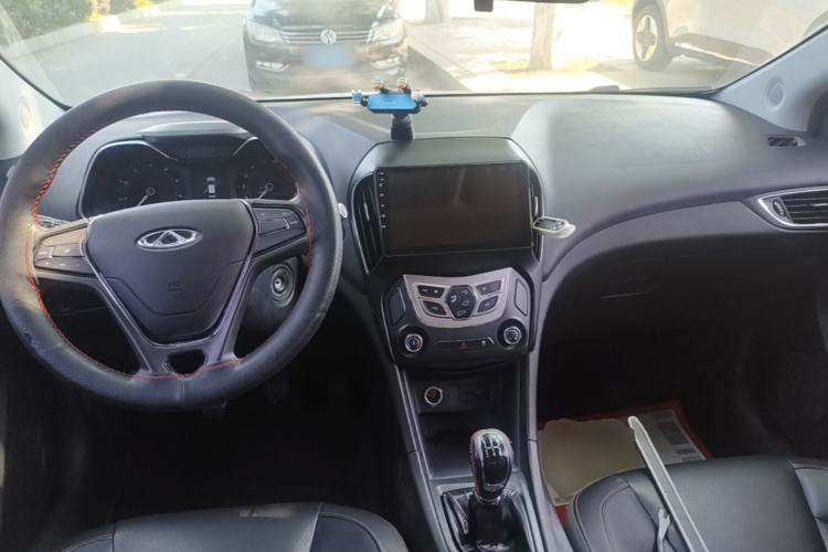 Used Chery Arrizo 5 2017 1.5L Manual Lingchao Edition Center Console
