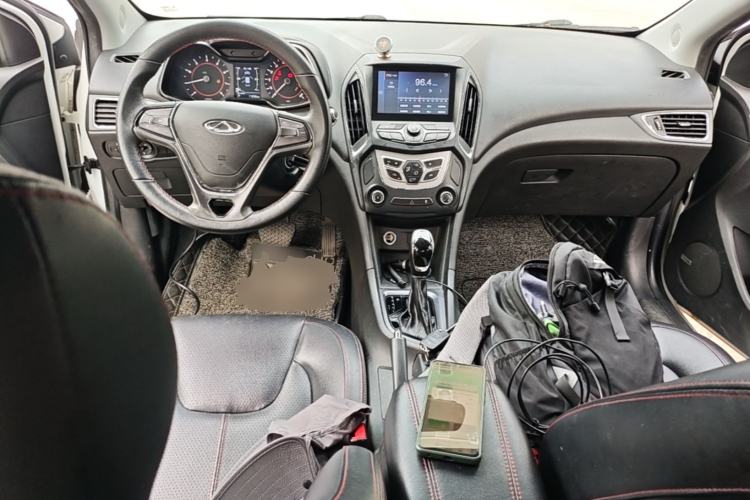 Used Chery Arrizo 5 2017 1.5L CVT Fashion Edition Center Console
