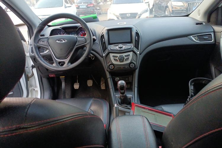 Used Chery Arrizo 5 2017 1.5L Manual Lingchao Edition Center Console