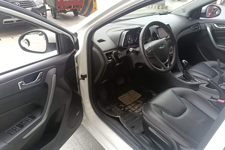 Used Chery Arrizo 5 2017 1.5L CVT Elite Edition Driver Seat