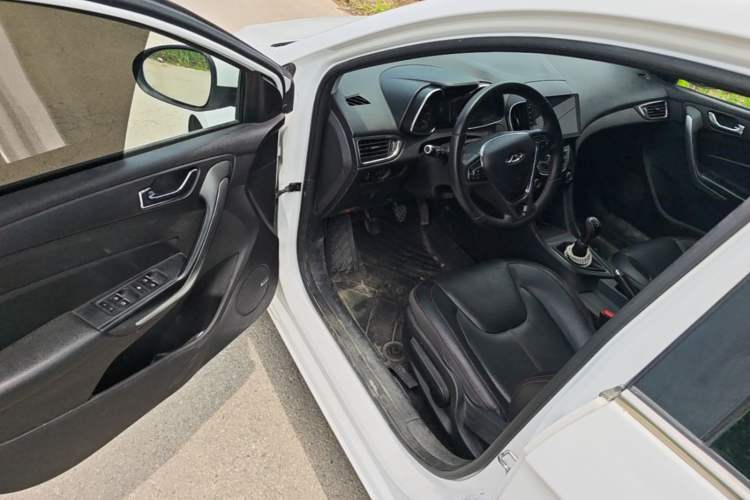 Used Chery Arrizo 5 2017 1.5L Manual Lingchao Edition Driver Seat