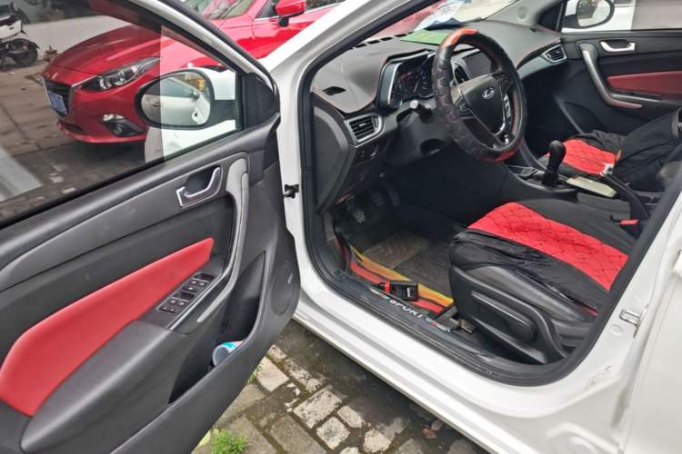 Used Chery Arrizo 5 2017 1.5L Manual Luxury Edition Driver Seat