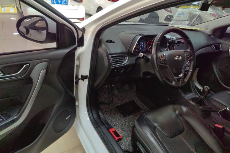Used Chery Arrizo 5 2017 1.5L Manual Lingchao Edition Driver Seat