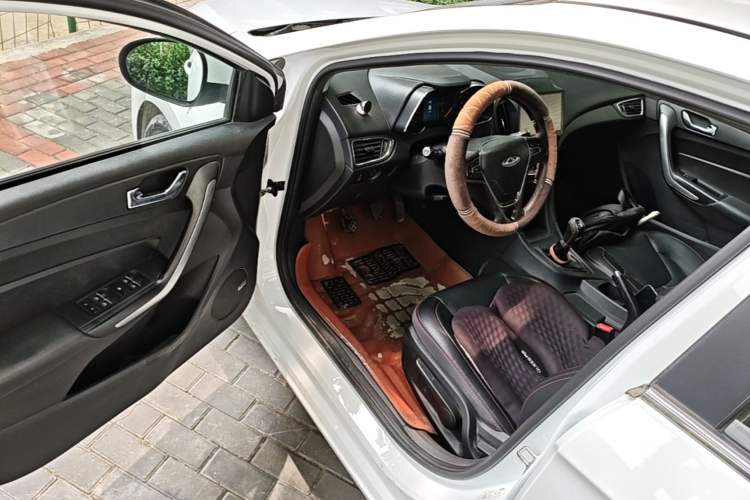 Used Chery Arrizo 5 2017 1.5L Manual Lingchao Edition Driver Seat