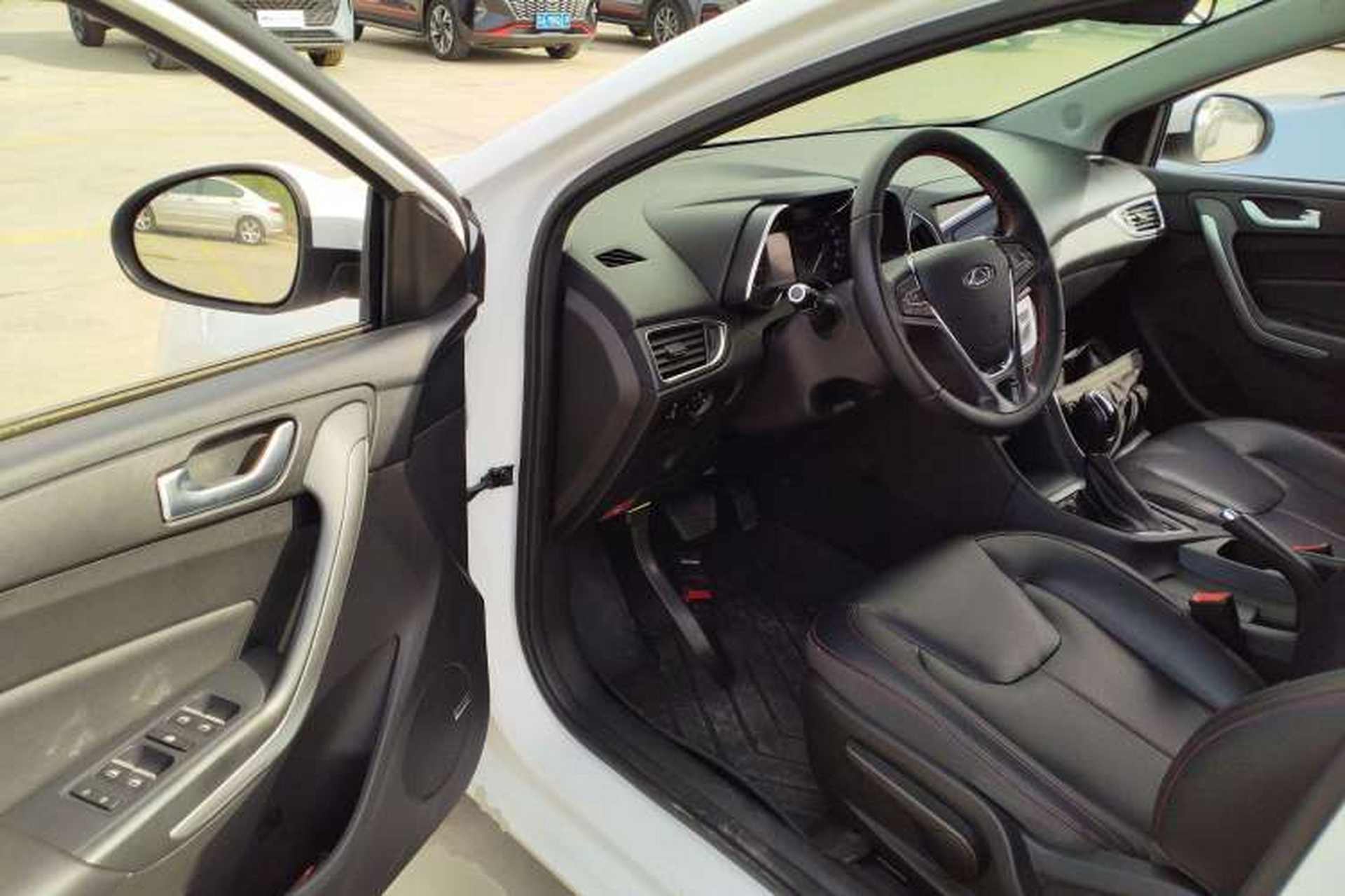 Used Chery Arrizo 5 2017 1.5L CVT Luxury Edition Driver Seat