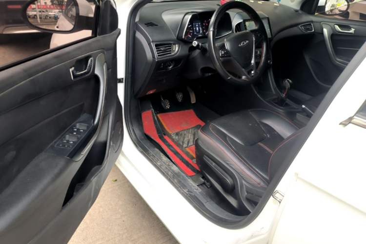 Used Chery Arrizo 5 2017 1.5L Manual Lingchao Edition Driver Seat