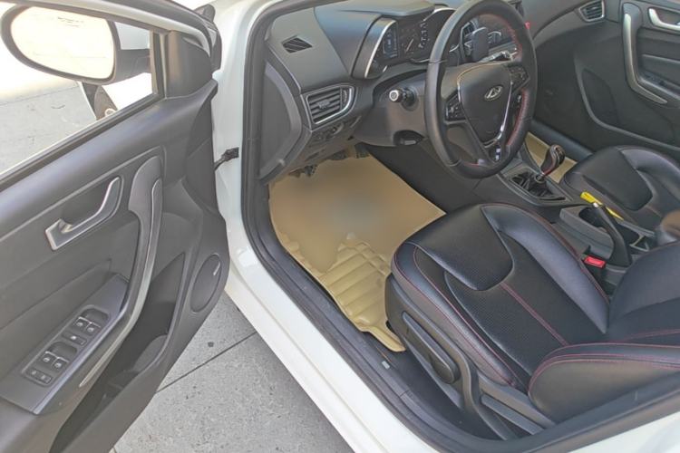 Used Chery Arrizo 5 2017 1.5L Manual Luxury Edition Driver Seat