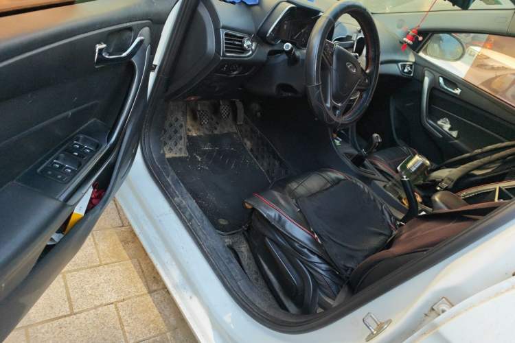 Used Chery Arrizo 5 2017 1.5L Manual Lingchao Edition Driver Seat