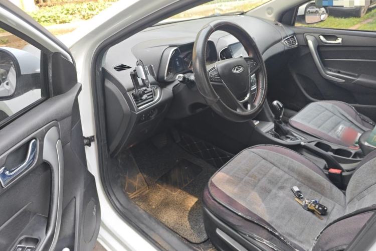 Used Chery Arrizo 5 2017 1.5L CVT Trendsetting Edition Driver Seat