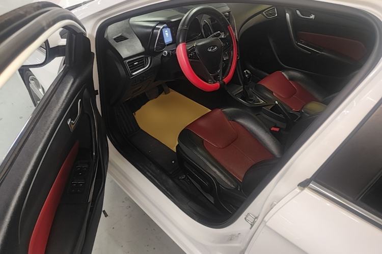 Used Chery Arrizo 5 2017 1.5L CVT Luxury Edition Driver Seat