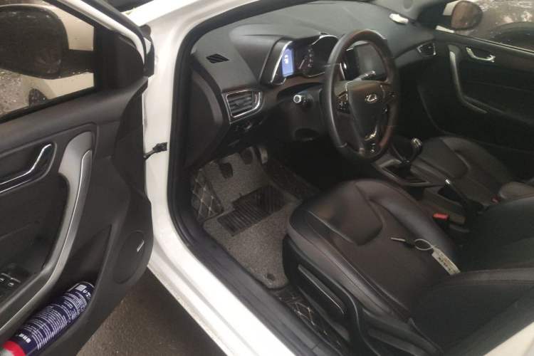 Used Chery Arrizo 5 2017 1.5L Manual Lingchao Edition Driver Seat