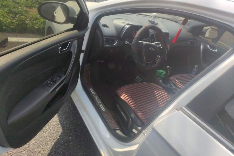 Used Chery Arrizo 5 2017 1.5L CVT Trendsetting Edition Driver Seat
