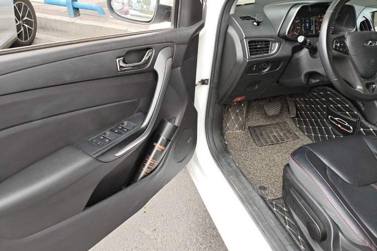 Used Chery Arrizo 5 2017 1.5L CVT Fashion Edition Driver Seat