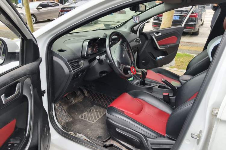 Used Chery Arrizo 5 2017 1.5L Manual Luxury Edition Driver Seat