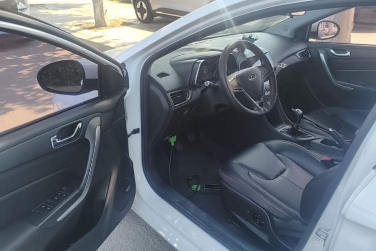 Used Chery Arrizo 5 2017 1.5L Manual Lingchao Edition Driver Seat