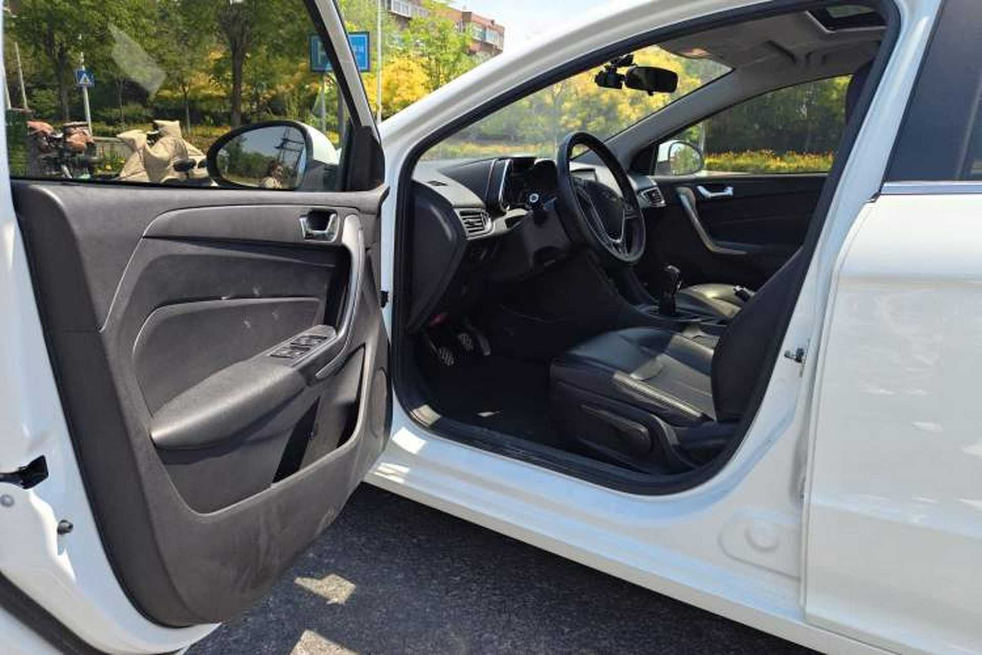 Used Chery Arrizo 5 2017 1.5L Manual Lingchao Edition Driver Seat