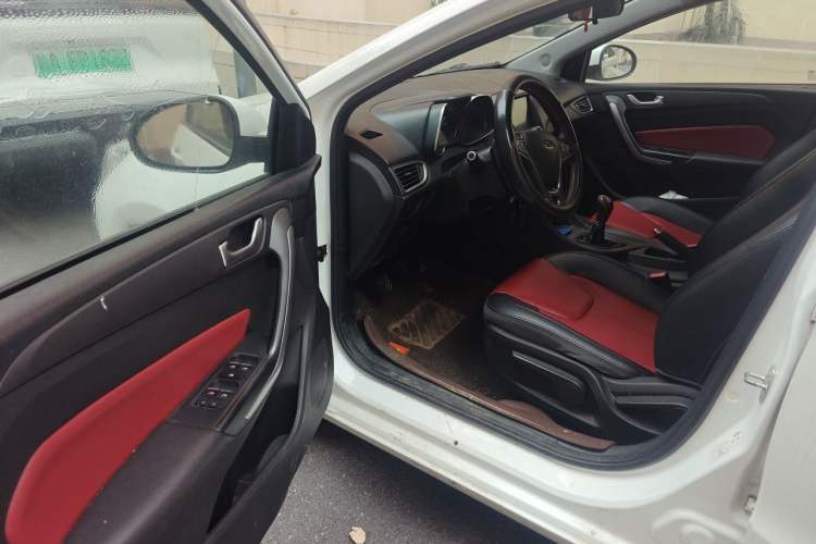 Used Chery Arrizo 5 2017 1.5L Manual Luxury Edition Driver Seat