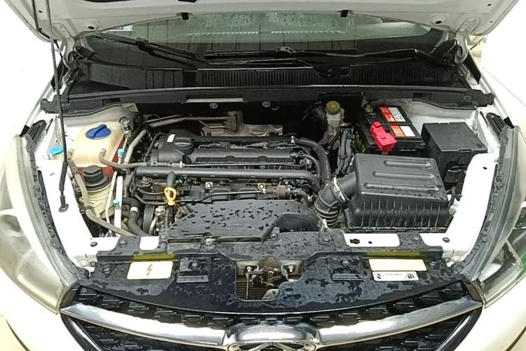 Used Chery Arrizo 5 2017 1.5L CVT Fashion Edition Engine Bay