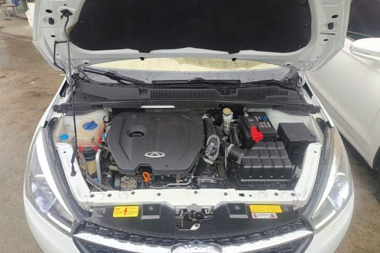 Used Chery Arrizo 5 2017 SPORT 1.5T Manual Fashion Edition Engine Bay