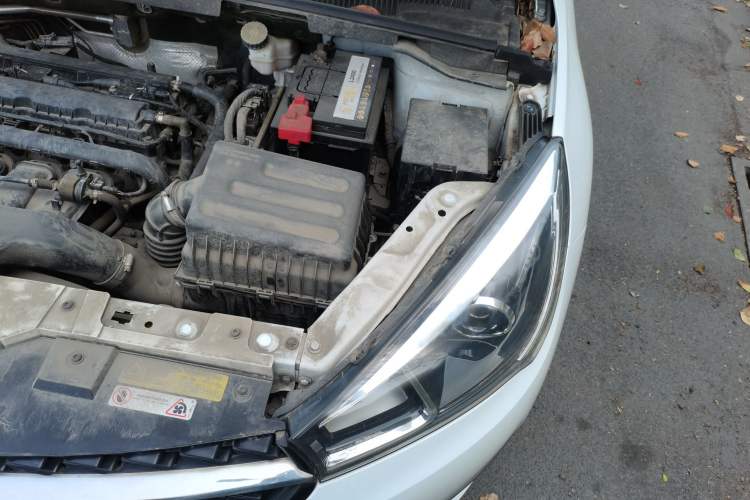 Used Chery Arrizo 5 2017 1.5L Manual Elite Edition Engine Bay Left