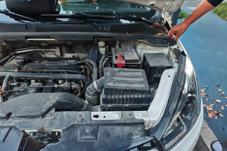 Used Chery Arrizo 5 2017 1.5L CVT Deluxe Edition Engine Bay Left