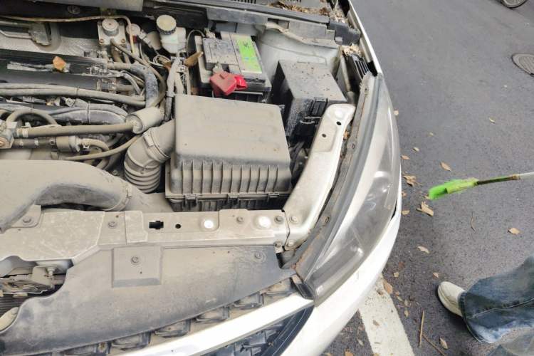Used Chery Arrizo 5 2017 1.5L CVT Deluxe Edition Engine Bay Left