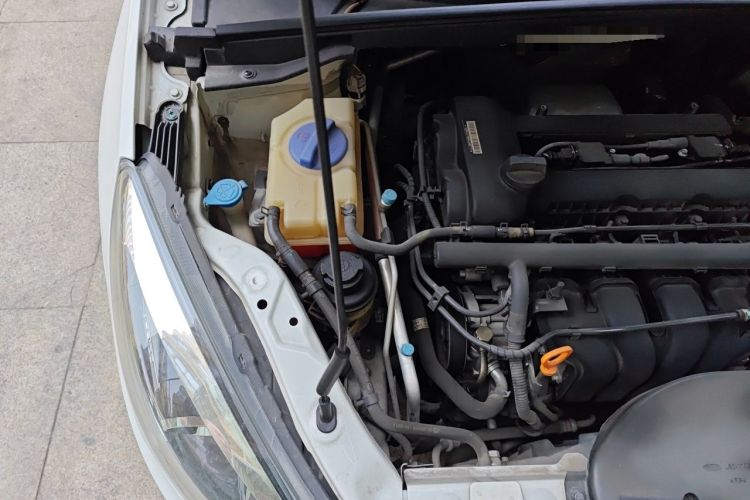 Used Chery Arrizo 5 2017 1.5L CVT Trendsetting Edition Engine Bay Right