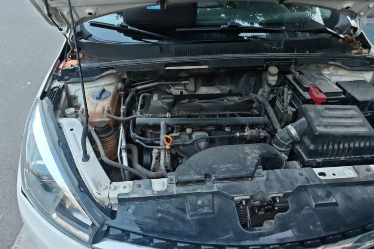 Used Chery Arrizo 5 2017 1.5L CVT Deluxe Edition Engine Bay Right