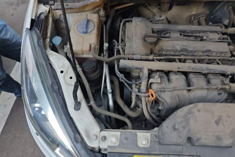 Used Chery Arrizo 5 2017 1.5L Manual Luxury Edition Engine Bay Right