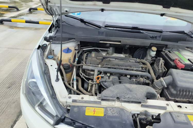 Used Chery Arrizo 5 2017 1.5L CVT Elite Edition Engine Bay Right