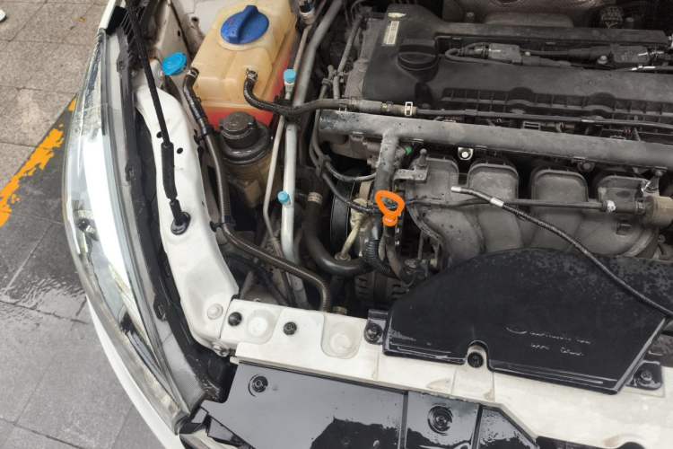 Used Chery Arrizo 5 2017 1.5L CVT Luxury Edition Engine Bay Right